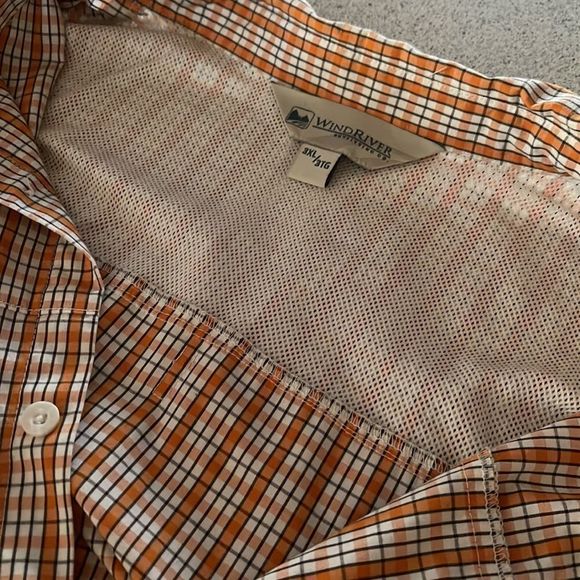 WindRiver button down vented plaid shirt - Picture 9 of 11